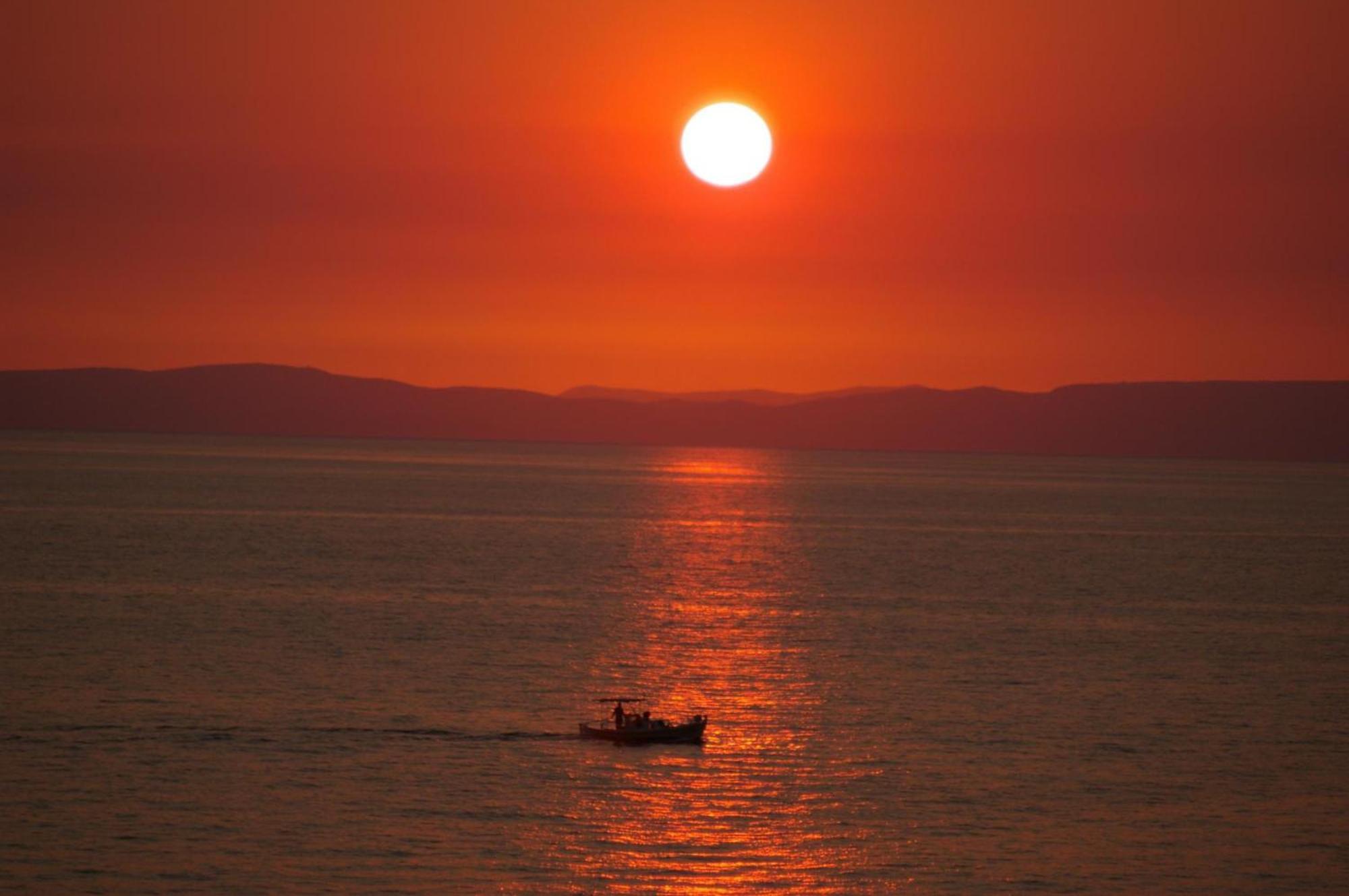 Mani Apartments Suites Agios Nikolaos  Eksteriør billede